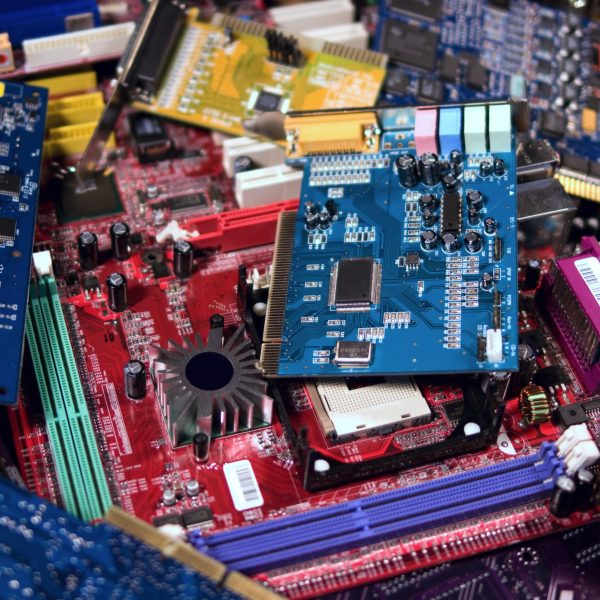 Pile,Of,Circuit,Boards,For,Plastic,And,Metal,Recycling